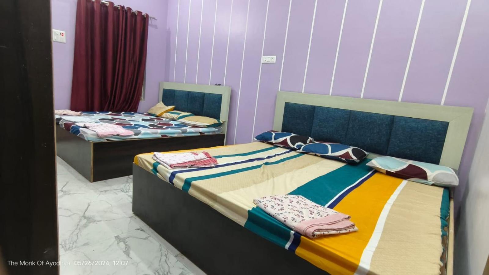Shree Dham 300 Meter From Sri Ram Temple Free Pick Up , Drop , Breakfast & Wifi Homestay